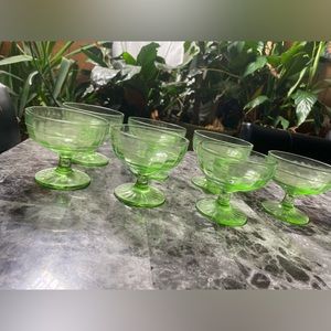 Vaseline Glass Set (7)